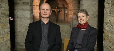 Søstrene Bisp slår teser op - Gert Tinggaard Svendsen